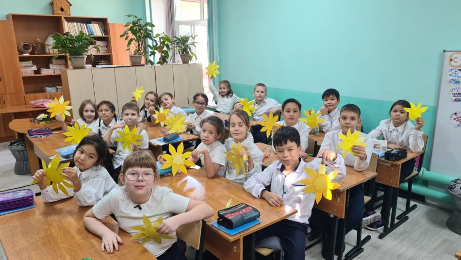 В 3 "А" классе прошел классный час, посвященный Дню Республики Казахстан