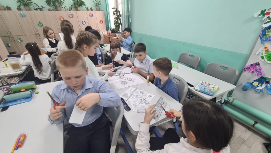 В   3 "А" классе   проведен классный   час «Зима  прекрасна, когда  безопасна!»